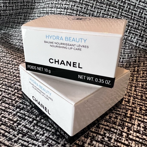 CHANEL Hydra Beauty Nourishing Lip Care - Picture 2 of 2